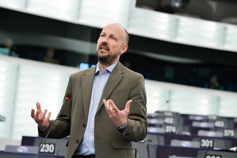 Photo 2: EP Plenary session - Clean Industrial Deal