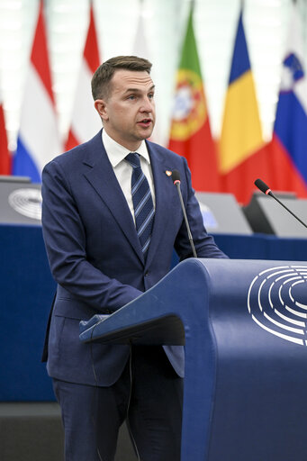 Photo 33 : EP Plenary session - The need for EU support towards a just transition and reconstruction in Syria