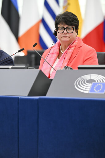 Fotografi 21: EP Plenary session - The need for EU support towards a just transition and reconstruction in Syria