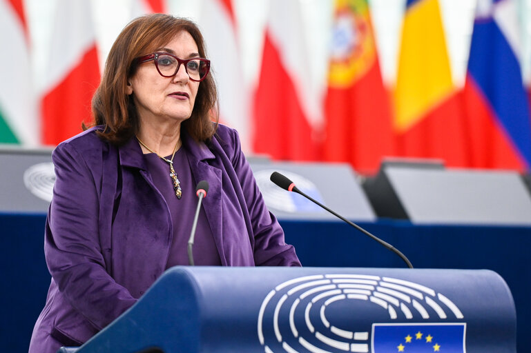 Fotografia 39: EP Plenary session - Deteriorating situation in Gaza following the non-extension of the ceasefire