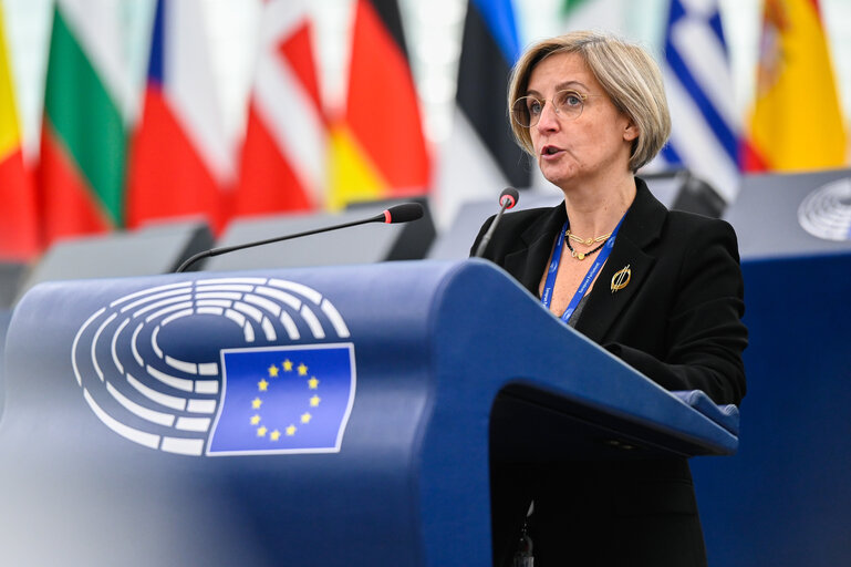 Photo 4: EP Plenary session - Deteriorating situation in Gaza following the non-extension of the ceasefire