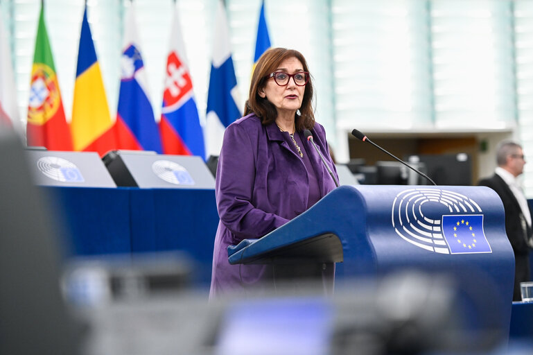 Fotografia 10: EP Plenary session - Deteriorating situation in Gaza following the non-extension of the ceasefire