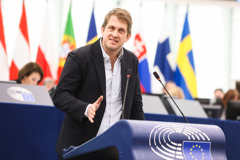 Fotografija 15: EP Plenary session - Action Plan for the Automotive Industry