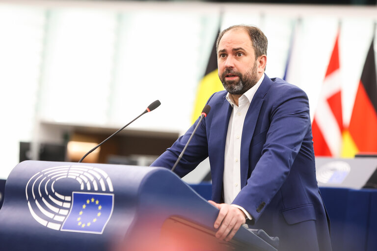 Fotografija 13: EP Plenary session - Action Plan for the Automotive Industry