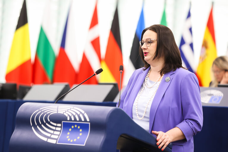 Fotografija 1: EP Plenary session - Action Plan for the Automotive Industry