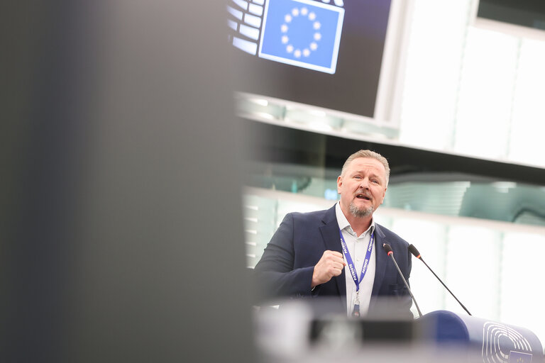 Fotografi 48: EP Plenary session - Action Plan for the Automotive Industry