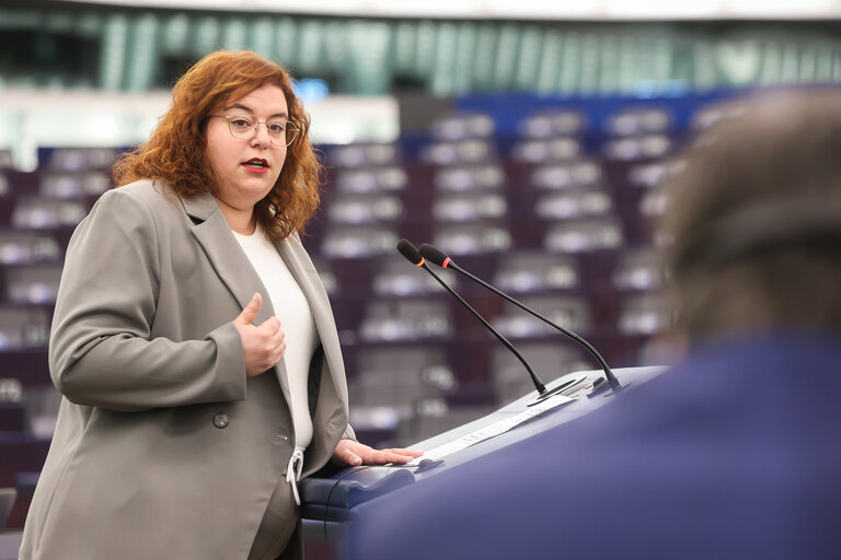 Fotogrāfija 39: EP Plenary session - Action Plan for the Automotive Industry