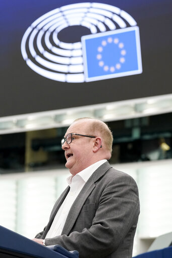 Fotografi 24: EP Plenary session - 100 days of the new Commission – Delivering on Defence, Competitiveness, Simplification and Migration as our priorities