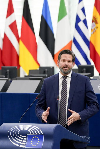 Photo 14: EP Plenary session - 100 days of the new Commission – Delivering on Defence, Competitiveness, Simplification and Migration as our priorities