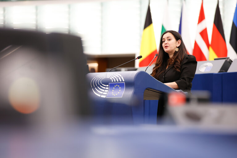 Fotografie 31: EP Plenary session - Social and employment aspects of restructuring processes: the need to protect jobs and workers’ rights