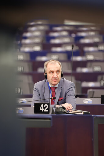 Fotagrafa 34: EP Plenary session - Social and employment aspects of restructuring processes: the need to protect jobs and workers’ rights