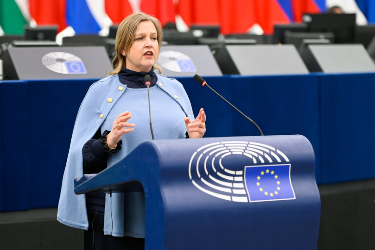 EP Plenary session - Frozen Russian assets