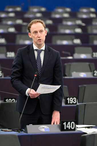 EP Plenary session - Frozen Russian assets