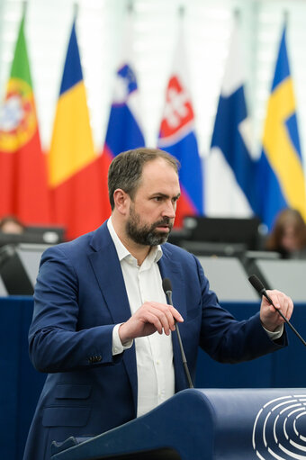 Photo 33: EP Plenary session - Accelerating the phase-out of Russian gas and other Russian energy commodities in the EU