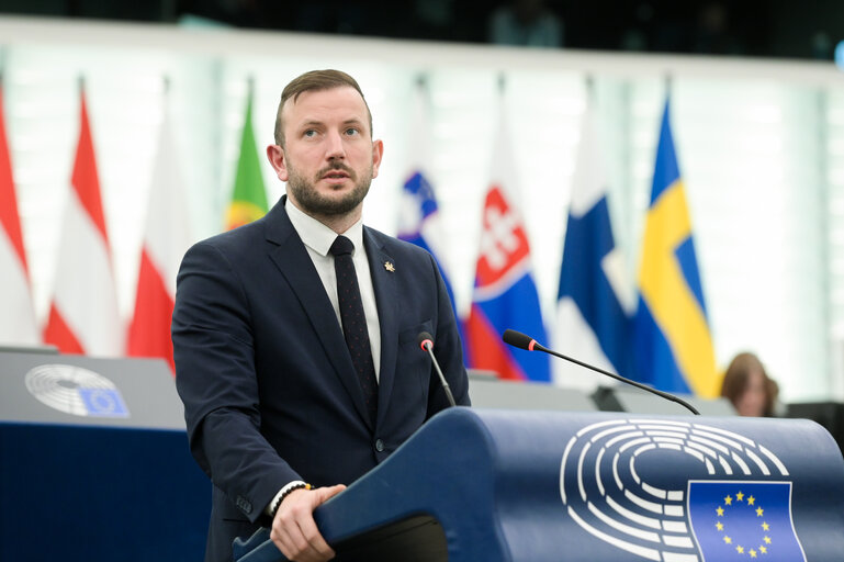 Fotografie 35: EP Plenary session - Accelerating the phase-out of Russian gas and other Russian energy commodities in the EU