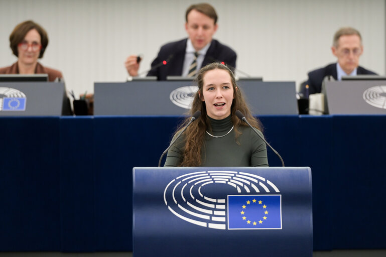 Photo 10: EP Plenary session - Accelerating the phase-out of Russian gas and other Russian energy commodities in the EU