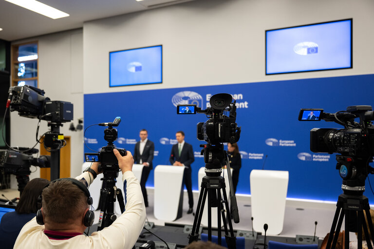 Strasbourg's Plenary session through the lens . Week 11.