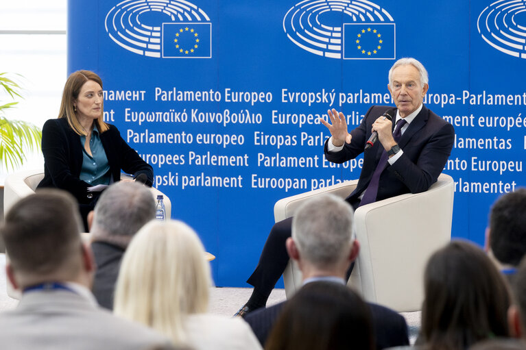Foto 16: EPRS - Book talk ' On Leadership ' featuring Tony Blair