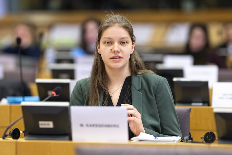 Fotografija 11: EMPL - Exchange of Views on the situation of young carers in Europe