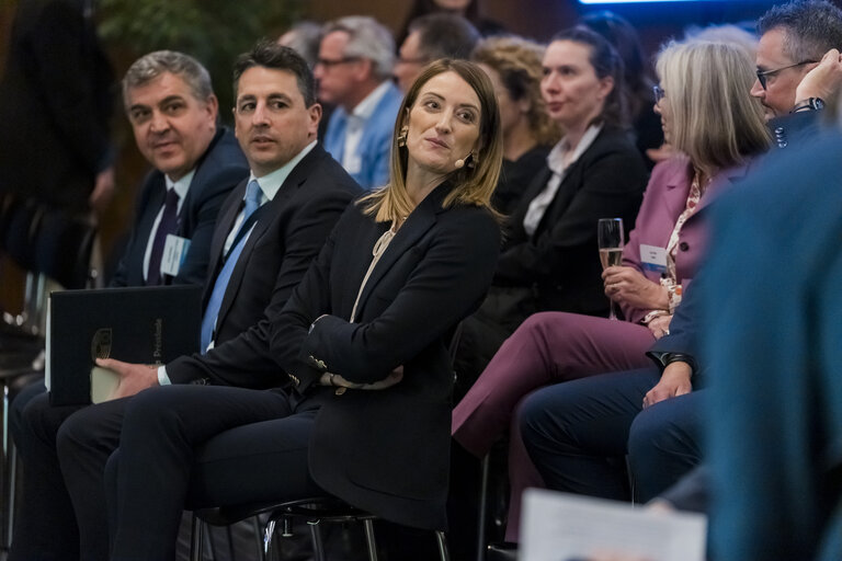 Φωτογραφία 6: Roberta METSOLA, EP President participates at the Euractiv Event