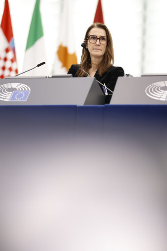 Φωτογραφία 11: EP Plenary session - Need to ensure democratic pluralism, strengthen integrity, transparency and anti-corruption policies in the EU