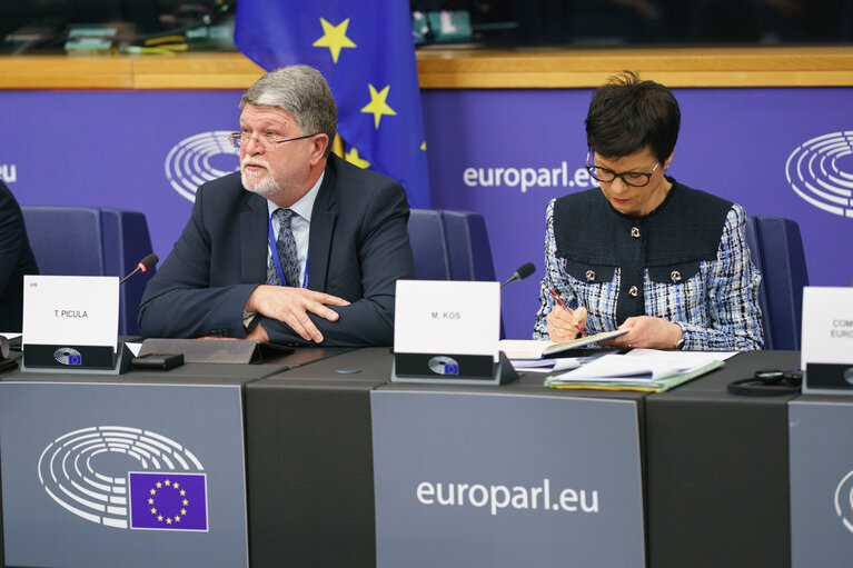 Φωτογραφία 14: AFET Working group on Western Balkans  - Exchange of views with Marta Kos, Commissioner for Enlargement on the state of play of the enlargement process with regard to Albania, Bosnia and Herzegovina, Kosovo, Montenegro, North Macedonia, and Serbia