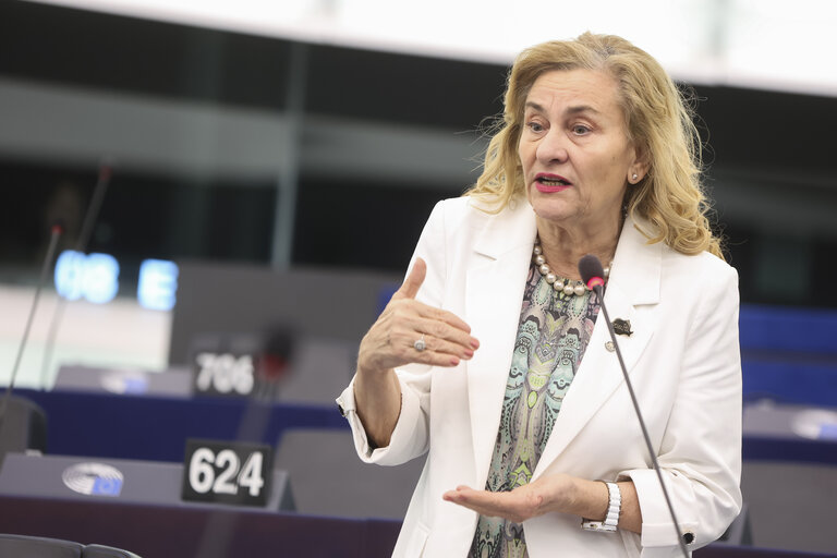 EP Plenary session - Improving the implementation of cohesion policy through the mid-term review to achieve a robust cohesion policy post 2027