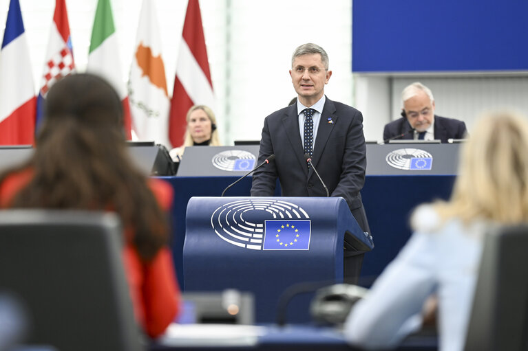 Photo 30: EP Plenary session - Safeguarding the access to democratic media, such as Radio Free Europe/Radio Liberty