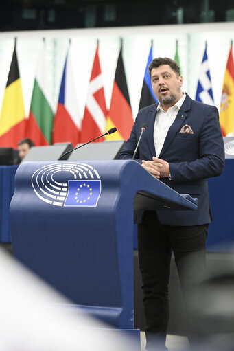 Photo 17: EP Plenary session - Safeguarding the access to democratic media, such as Radio Free Europe/Radio Liberty