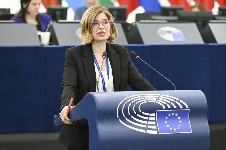 Photo 24: EP Plenary session - Dramatic situation in Gaza and the need for an immediate return to the full implementation of the ceasefire and hostage release agreement