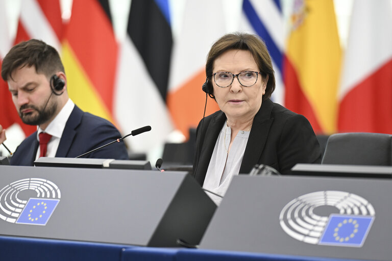 Photo 13: EP Plenary session - Dramatic situation in Gaza and the need for an immediate return to the full implementation of the ceasefire and hostage release agreement