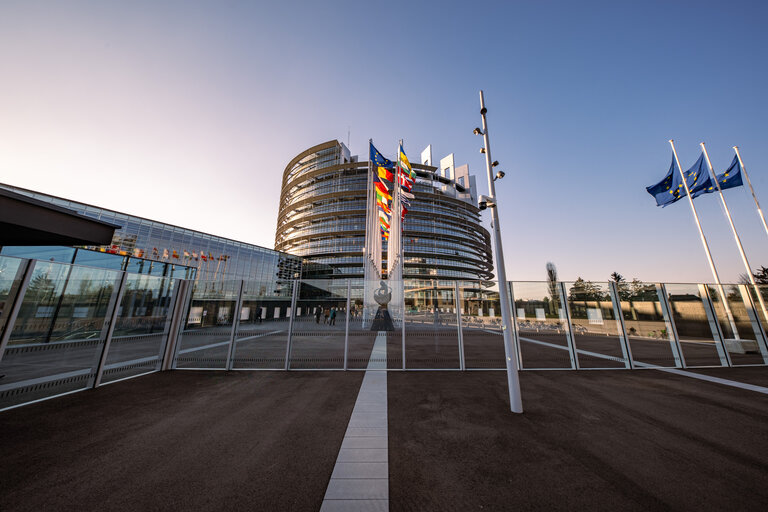 Outside view of the EP headquarters in Strasbourg