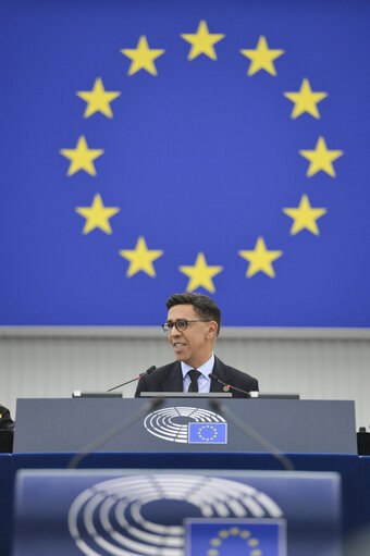 Photo 12: EP Plenary session - Threat to freedom of expression in Algeria: the five-year prison sentence of French writer Boualem Sansal