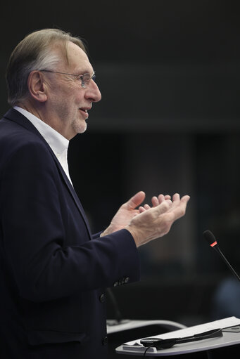 Foto 4: Press conference on International Trade, on New tariffs imposed by Trump administration