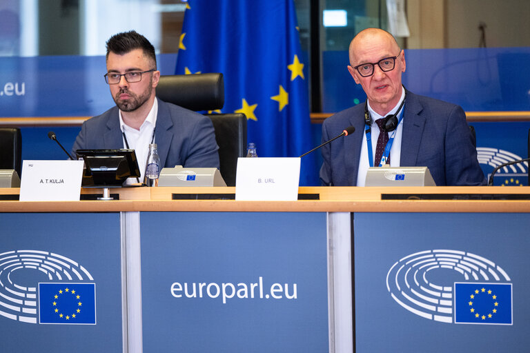 Foto 16: ENVI.- Exchange of views with Dr Bernhard Url, Acting Executive Director of the European Food Safety Authority