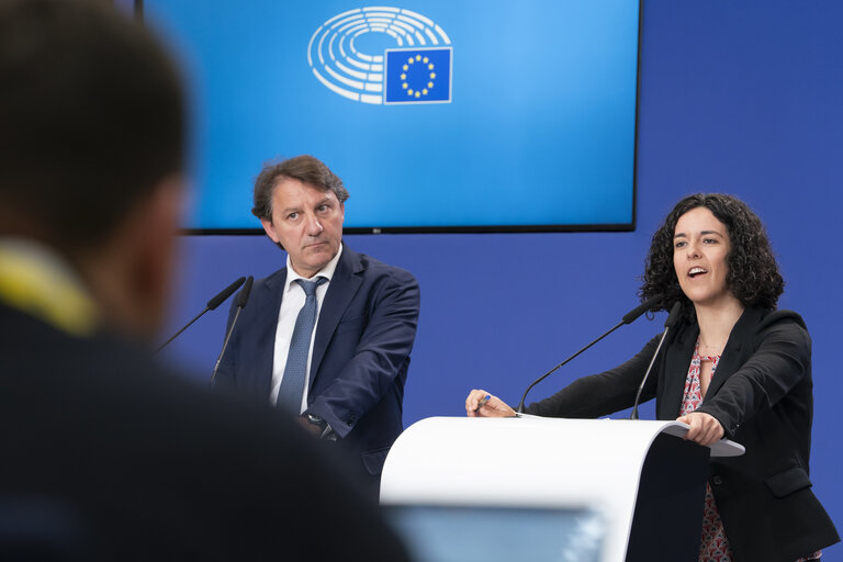 Press conference on The Left response to Trump's Trade War