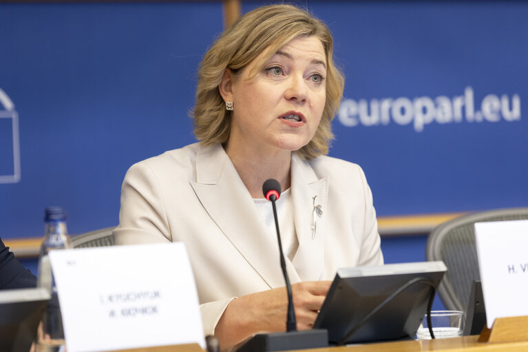 Fotografie 18: JURI - Exchange of views with Executive Vice-President for Tech Sovereignty, Security and Democracy Henna Virkkunen