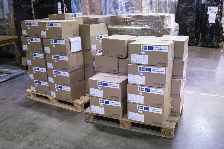 Foto 10: EU Preparedness Union Strategy - Visit to the Swedish Civil Contingencies Agency and the RescEU warehouse to examine the medical stockpile and emergency shelters