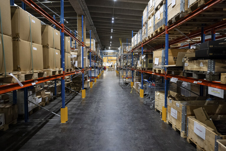 EU Preparedness Union Strategy - Visit to the Swedish Civil Contingencies Agency and the RescEU warehouse to examine the medical stockpile and emergency shelters