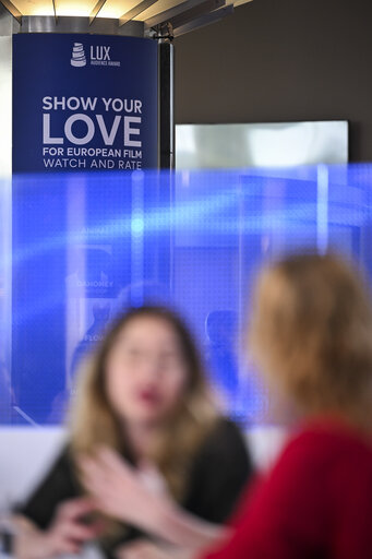 Valokuva 15: LUX Audience Award 2025 - Exchanges among film representatives by Euronews