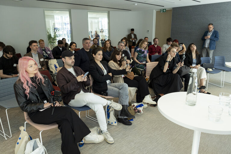 Foto 25: LUX Audience Award 2025 - Meeting with film representatives and content creators