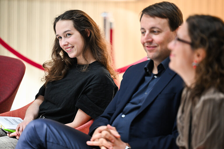 Photo 46 : LUX Audience Award 2025 - Youth Seminar with European Parliament Ambassador School teachers and students