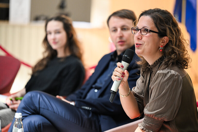 Photo 43 : LUX Audience Award 2025 - Youth Seminar with European Parliament Ambassador School teachers and students