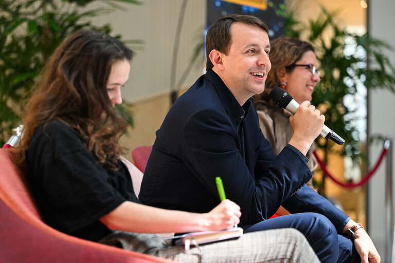 LUX Audience Award 2025 - Youth Seminar with European Parliament Ambassador School teachers and students