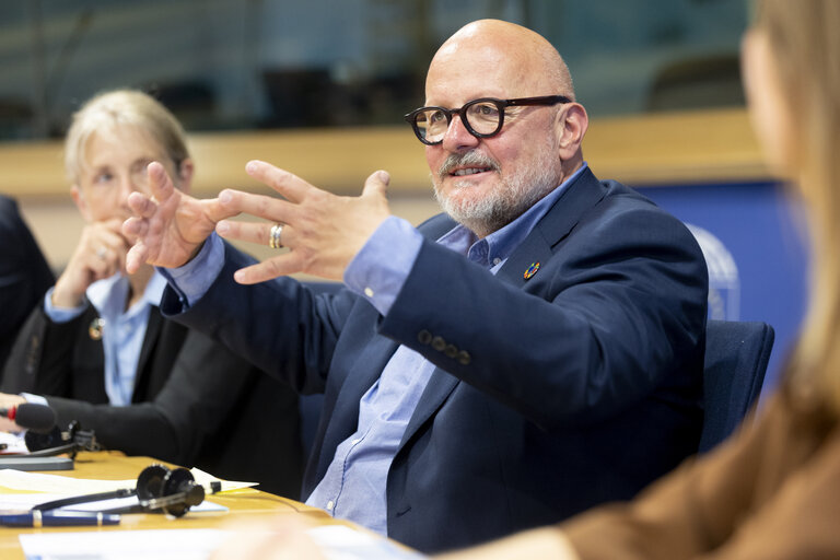 Foto 11: Future-Fit legislation: Mainstreaming Intergenerational Fairness