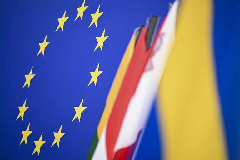 Fotografie 33: EP Plenary session - Resumption of session and order of business