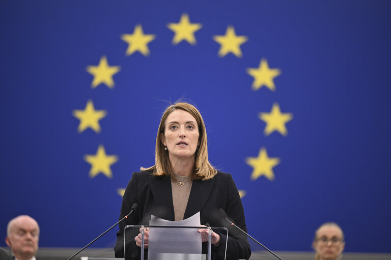 Fotografie 27: EP Plenary session - Resumption of session and order of business