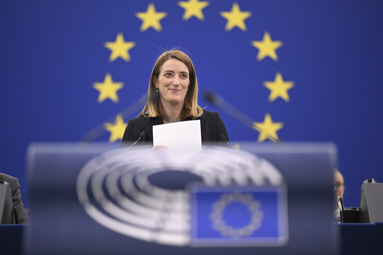 Fotografie 26: EP Plenary session - Resumption of session and order of business