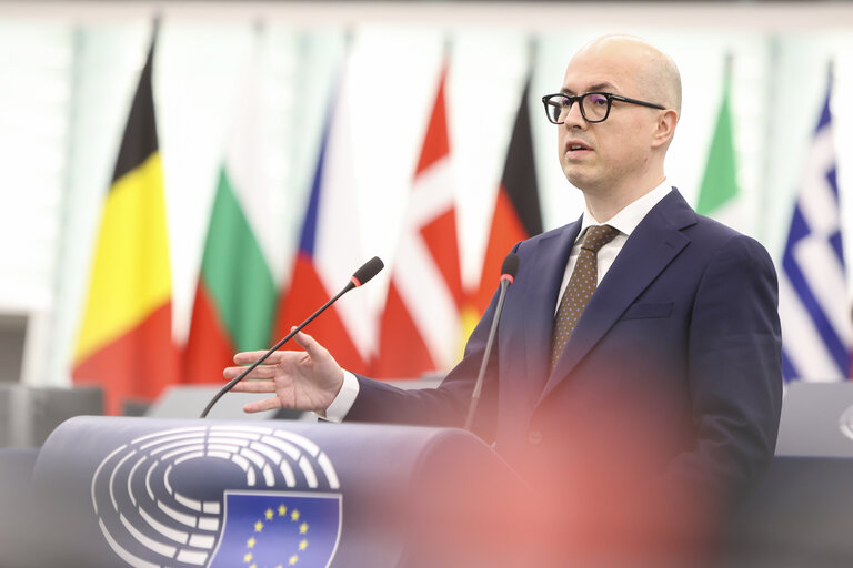 Photo 7: EP Plenary session - Preparation of EU-UK summit