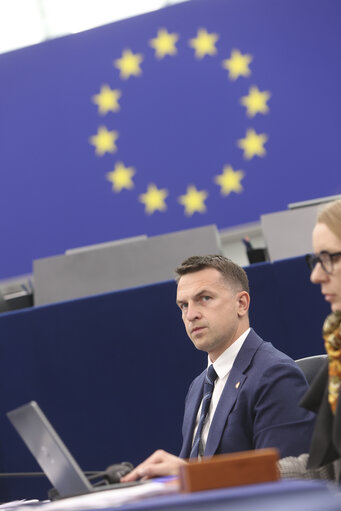 Photo 1: EP Plenary session - Preparation of EU-UK summit